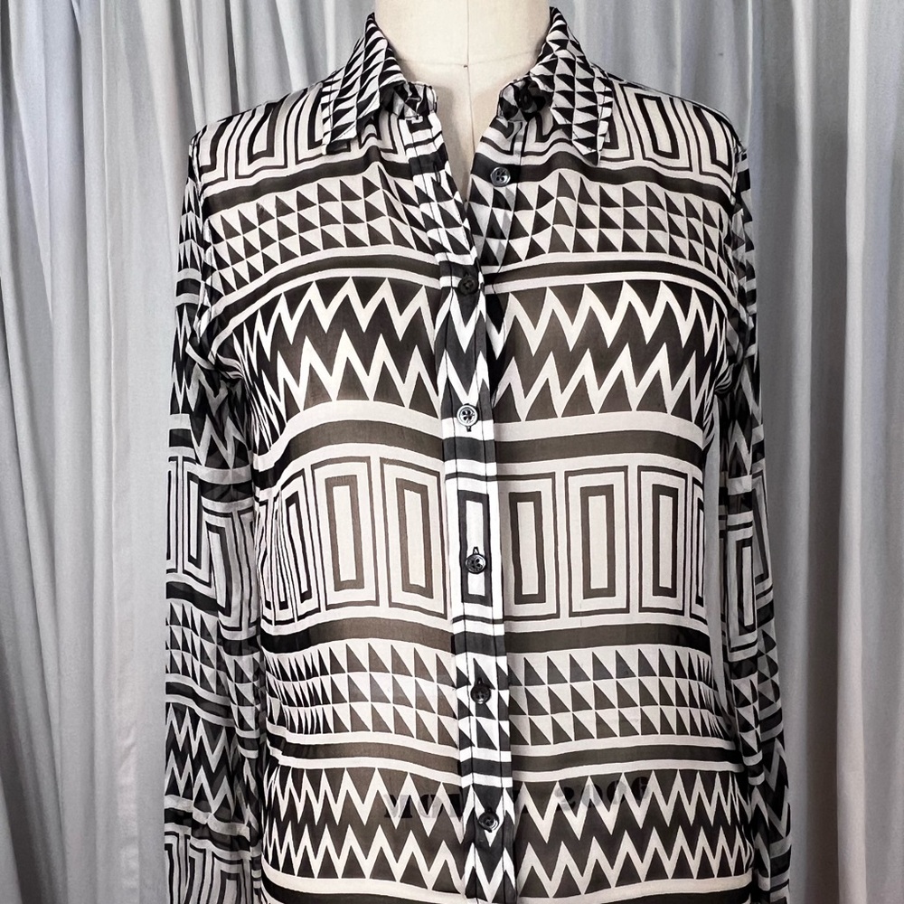 Equipment silk black and white geometric print blouse Sz XS